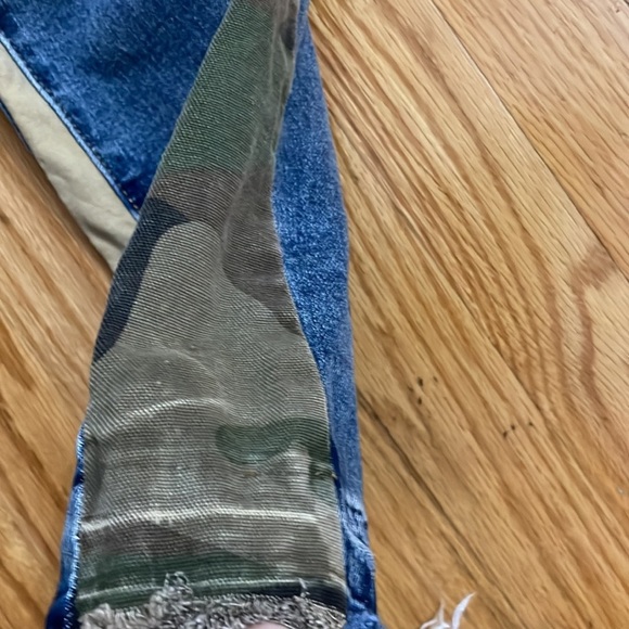 FIRST ROW Heavy Rip & Repair Slim Straight Denim 34/32 A8 - Picture 6 of 12